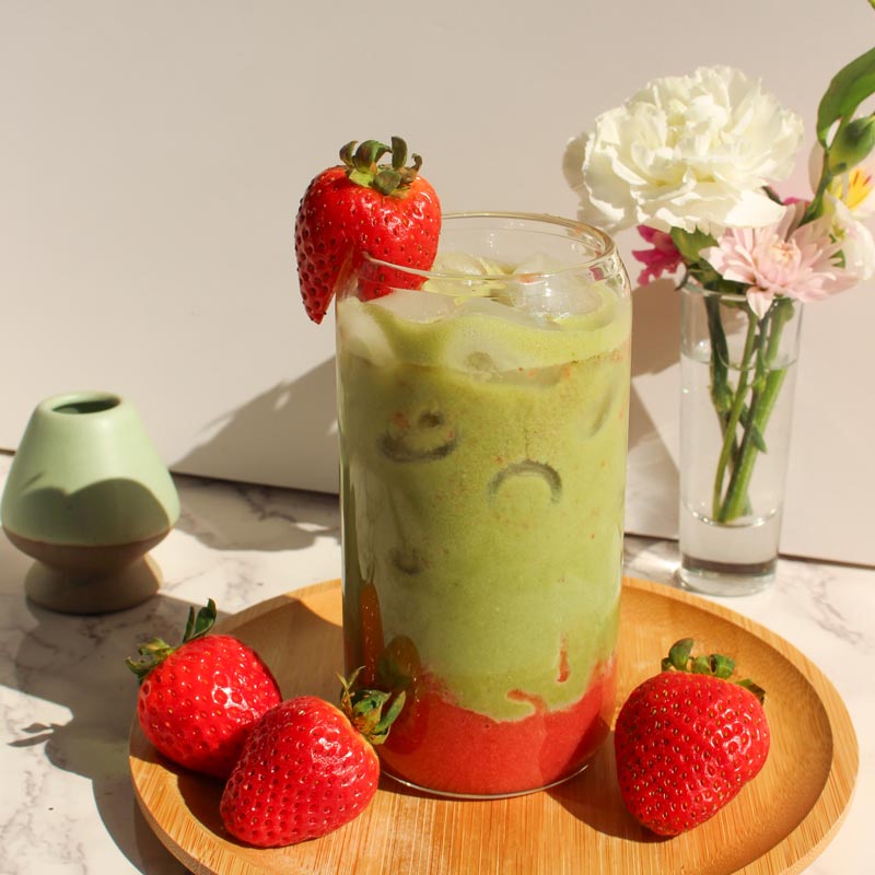 Strawberry-Matcha-Latte